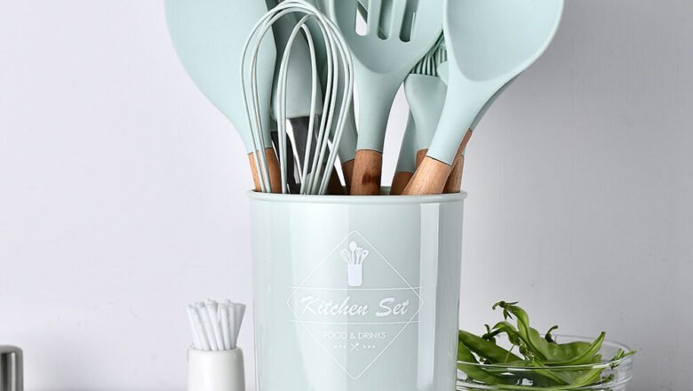 Silicone Kitchenware With Wooden Handle