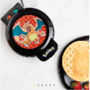 WM1POKCHZ UNCANNY BRANDS Waffle Maker Pokemon Charizard